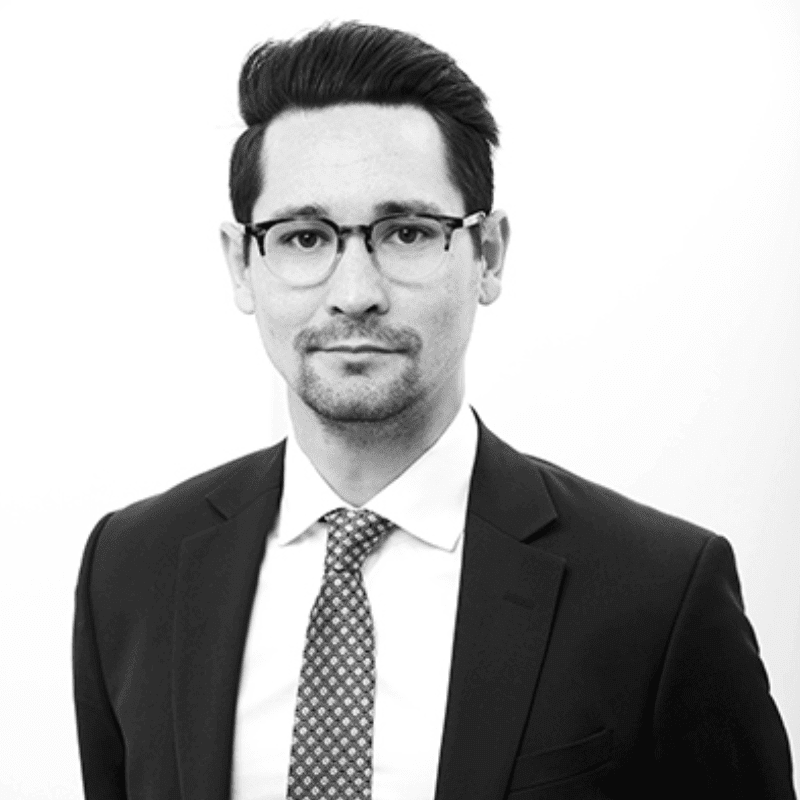 Robert Lee Co-Head of Multi-Asset Investments, Head of Fixed Income